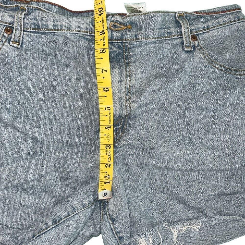 Levi’s 550 Shorts - Picture 5 of 7